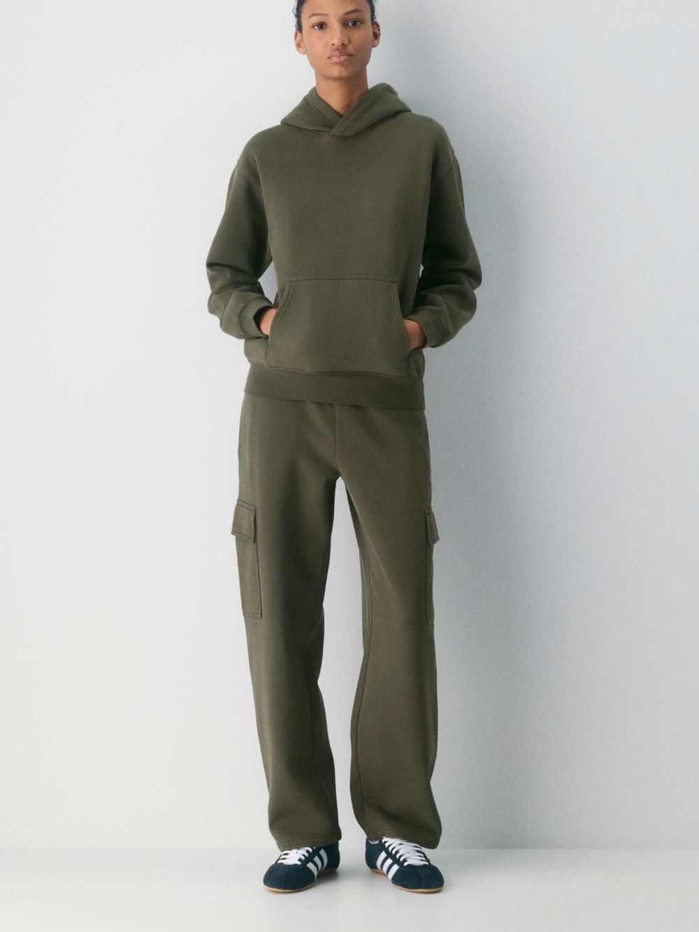 Aritzia Women's Sweat-set: Olive Perfect fit hoodie and boyfriend fit sweatpants